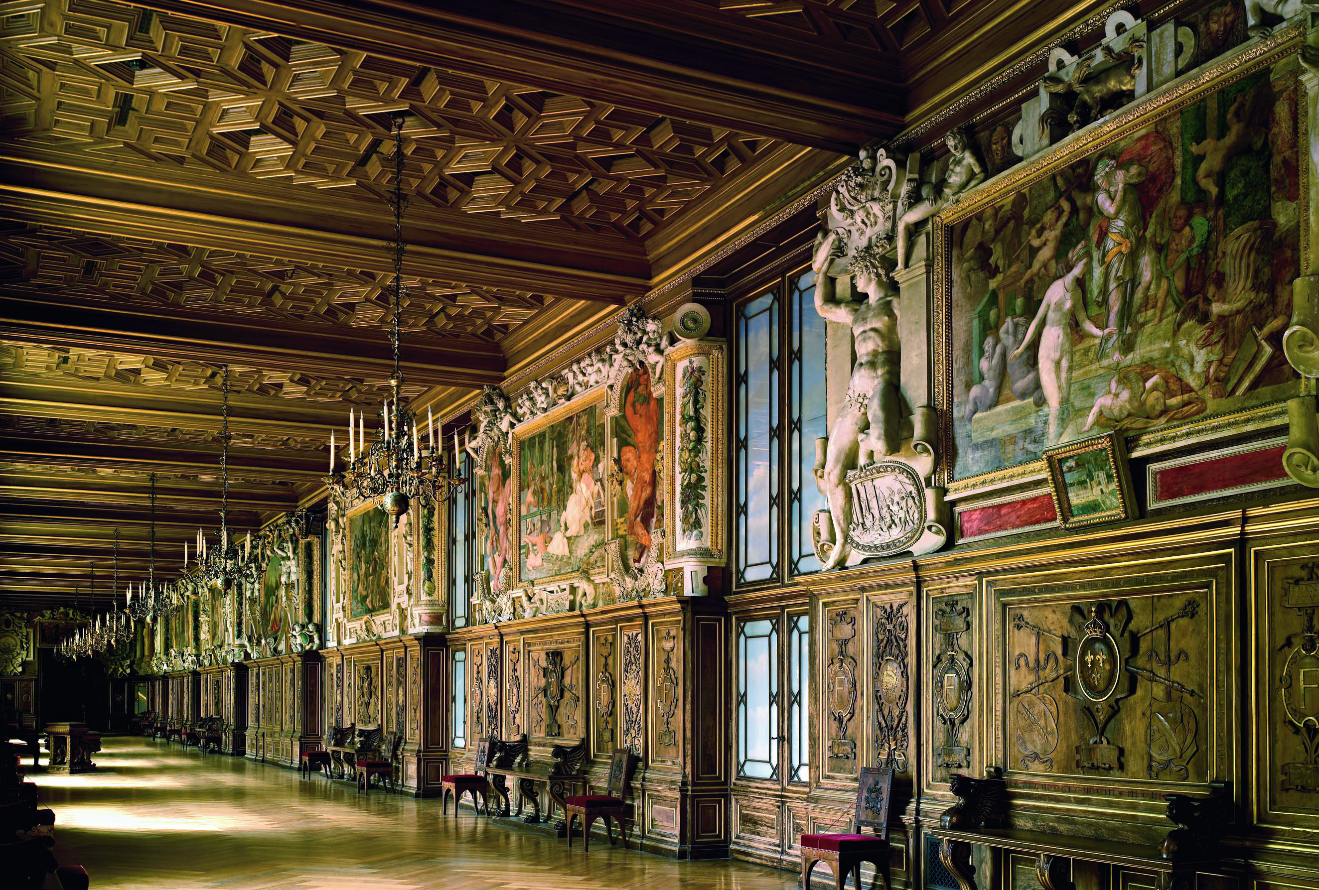 Chateau de Fontainebleau France's home kings emperors