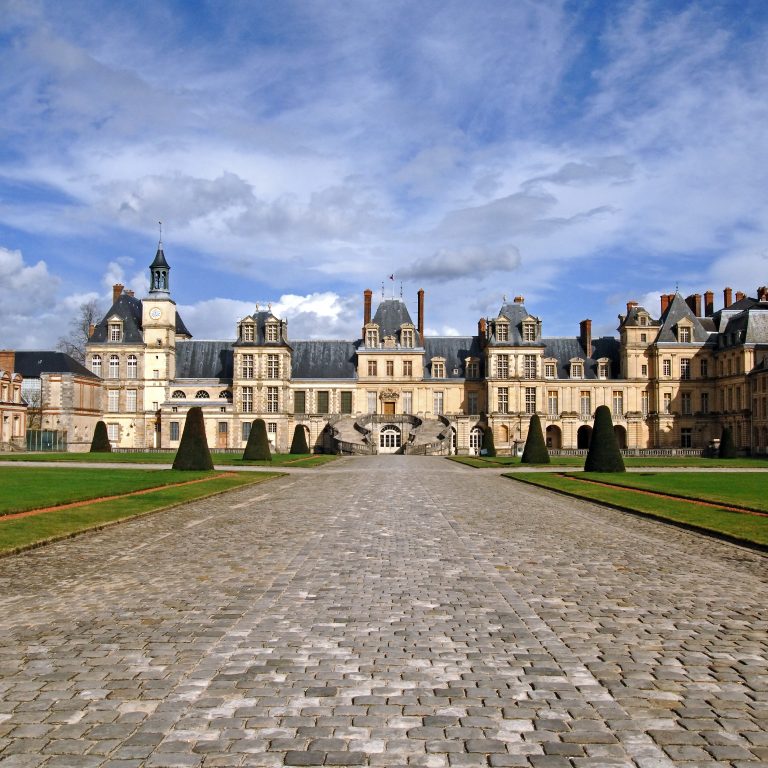 Cour d’Honneur du château de Fontainebleau
