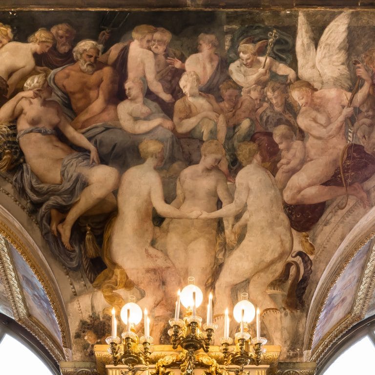 Картина Россо Фьорентино в бальном зале дворца Фонтенбло