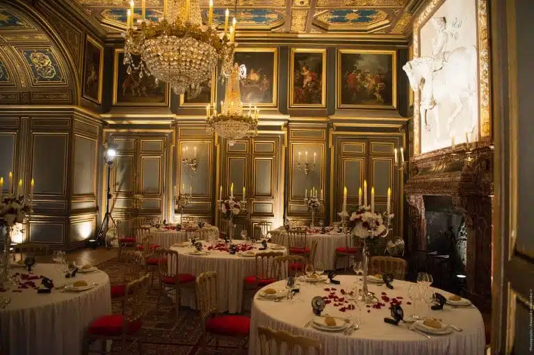 Dîner dans les salles Saint Louis du château de Fontainebleau