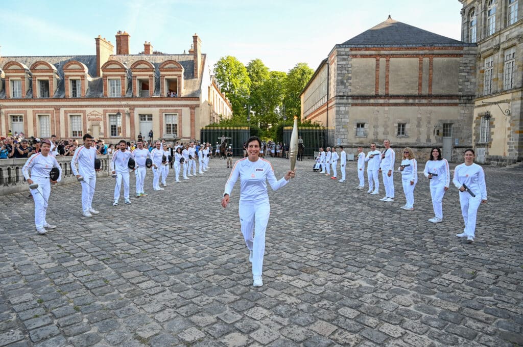 Relais passage de la Flamme Olympique au château de Fontainebleau de 20 juillet 2024